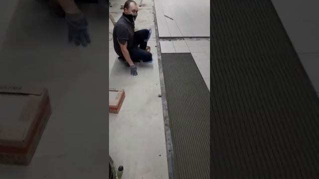 Укладка больших объемов плитки смотреть онлайн