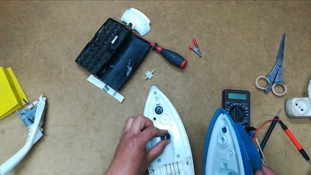 Ремонт утюг Tefal FV-3830 . Repair of Tefal FV-3830 irons смотреть онлайн