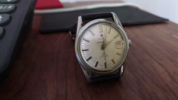 Titoni Airmaster 25 Jewels Rotomatic [4K] - One Minute in Time