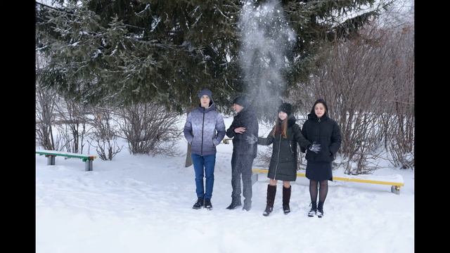 Видеоролик из фотографий выпускников школы. смотреть онлайн