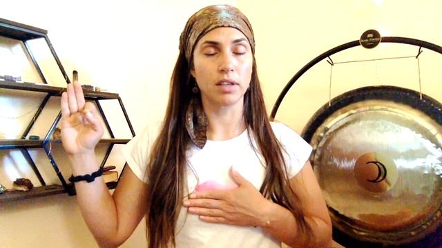 Meditation for a Calm Heart смотреть онлайн