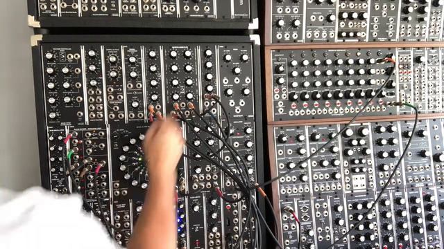 MFOS 16-Step Sequencer Clock Low Voltage Fix смотреть онлайн