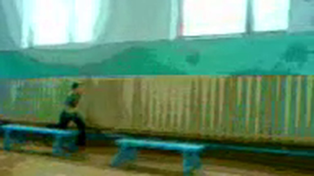 Упал Спиной На Лавочку смотреть онлайн