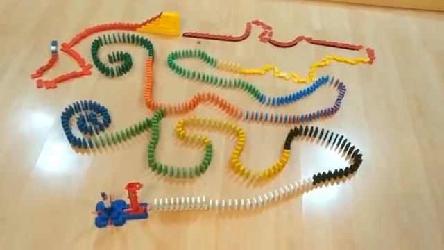 THE DOMINO RALLY!! BEST TRICK!! смотреть онлайн