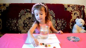 Красим стеклянные шарики