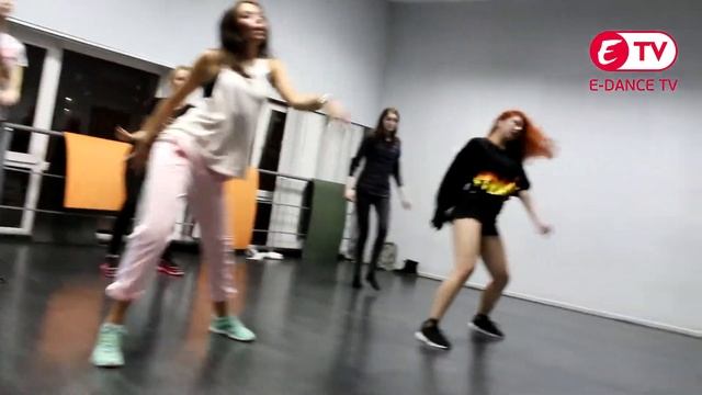 Занятие по Jazz-Funk | Мальбэк Сюзанна - Гипнозы | E-DANCE TV смотреть онлайн