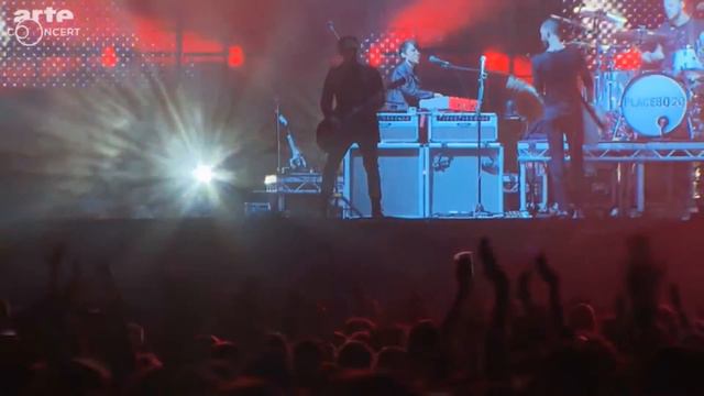 Placebo - Running Up That Hill (Deichbrand Festival 2017) HD смотреть онлайн
