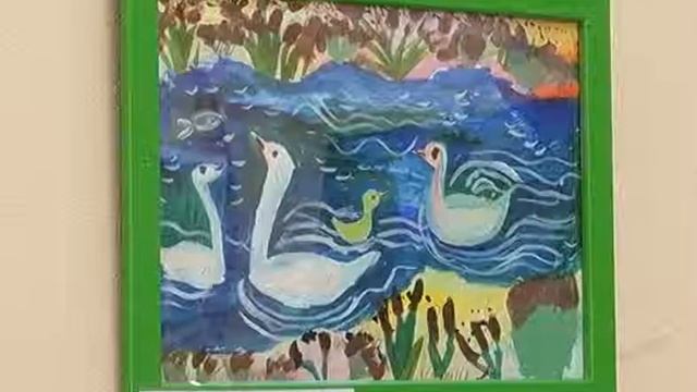 "На свободную тему" - выставка детских рисунков смотреть онлайн