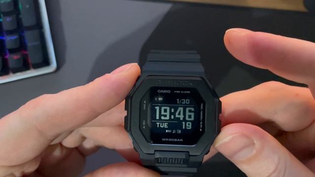 Обзор имеющихся циферблатов на часах CASIO G-Shock GBX 100 смотреть онлайн