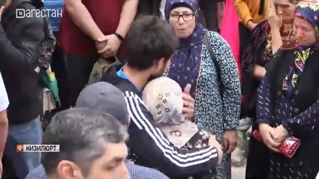 КИЗИЛЮРТ,ДАГЕСТАН идет на защиту отечества смотреть онлайн
