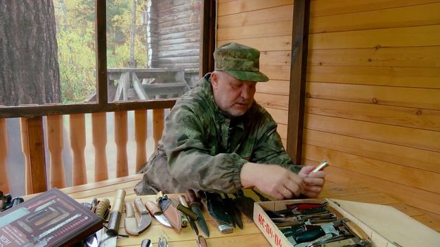 Уникальная коллекция холодного оружия: от рогатины до ножа смотреть онлайн