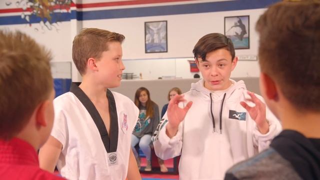 POWER RANGERS NINJA KIDZ! Episode 3 - Rise of the GREEN RANGER! смотреть онлайн