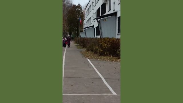 Здравствуйте! Возвращение с прогулки. смотреть онлайн