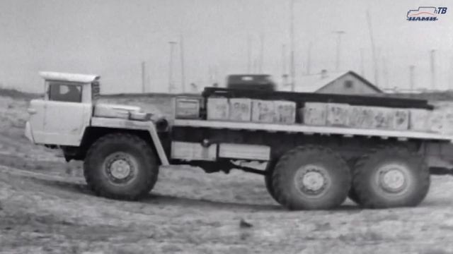 История создания многоосного автомобиля высокой проходимости НАМИ-076 «Ермак» смотреть онлайн
