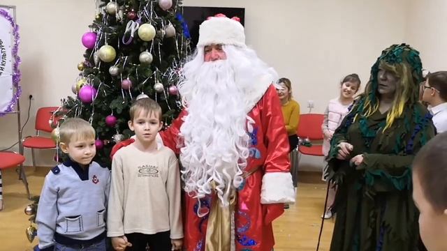 Мастер-класс для детей "Новогодняя игрушка своими руками" и новогоднее представление смотреть онлайн