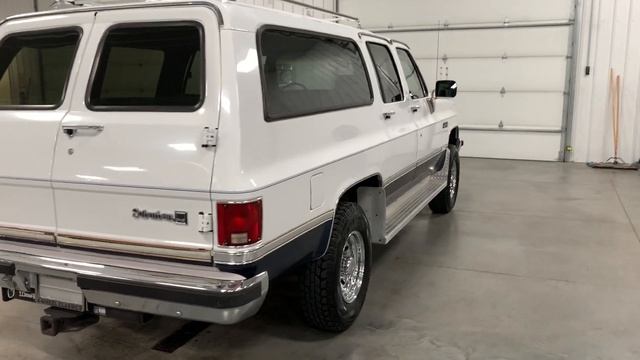 SOLD!!!! 1 OWNER 1988 GMC 3/4 TON SUBURBAN WITH LOW MILES!!! RUST FREE NEVADA TRUCK!!! смотреть онлайн