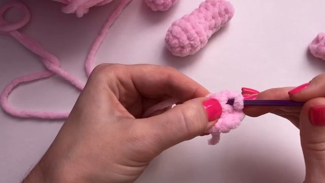 Мишка крючком из плюшевой пряжи. Часть 1. Подробный МК смотреть онлайн