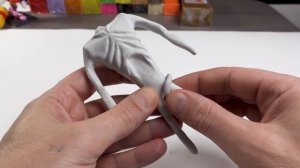 Куриный призрак | История и Лепка творений Тревора Хендерсона