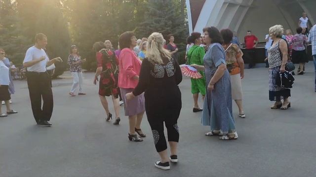 Танцы/Харьков/Dancing/Шалунья осень/1.10..2023/?? смотреть онлайн