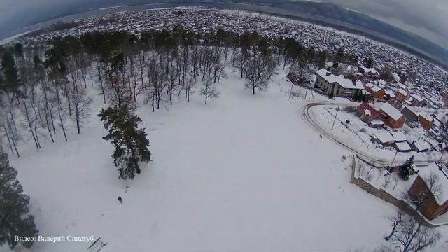 Тренировка и тестирования Комара на 4 баночной батарее, с которой он потяжелел до 244 гр. смотреть онлайн