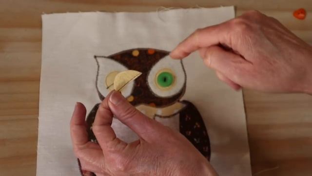 Patchwork Owl Mini Quilt || FREE PATTERN || Full Tutorial with Lisa Pay смотреть онлайн