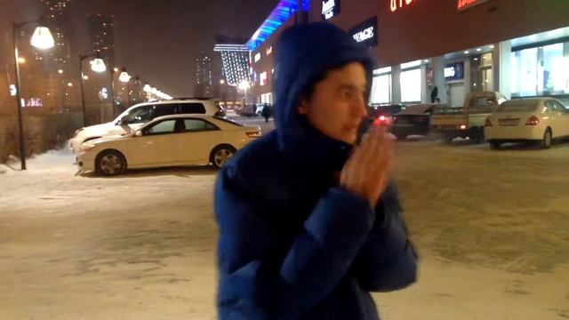 Когда друг долго общается по телефону смотреть онлайн