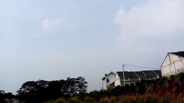 Jalur lepasan start lapak bilabong ± 1000 meter смотреть онлайн