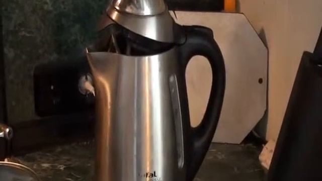 Чайник-босс смотреть онлайн