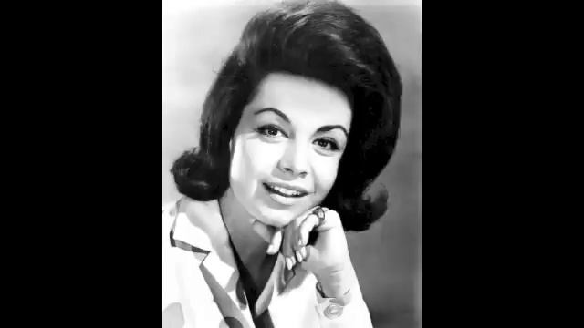 Annette Funicello - That Crazy Place In Outer Space смотреть онлайн