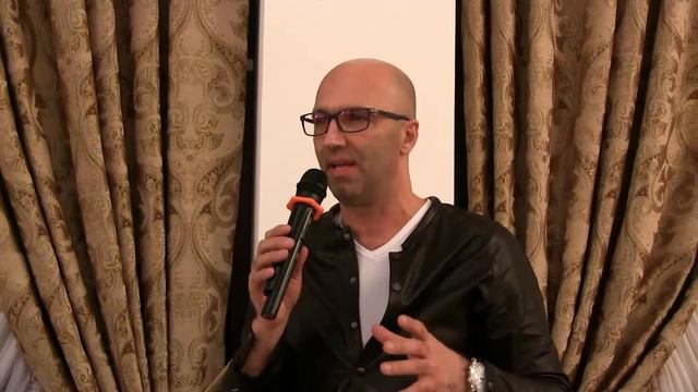 Alivemax Запоминающий момент. Олег Парус Автор Мартыненко В.В. смотреть онлайн