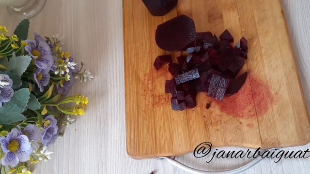 САЛАТ.ҚЫЗЫЛША МЕН АЛМА САЛАТЫ.ВИТАМИННЫЙ САЛАТ.@Janarbaiguatova