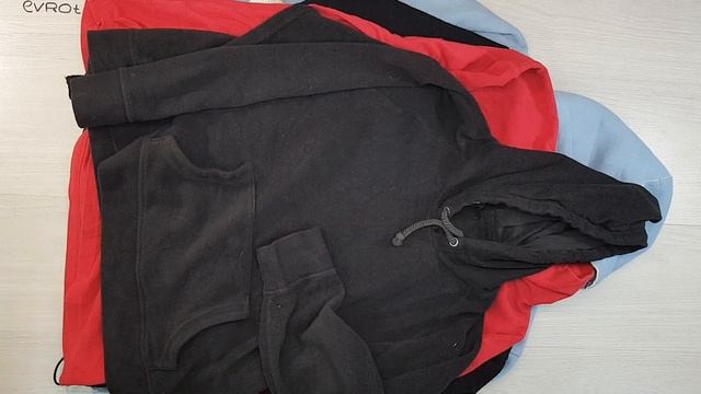 05271 Folded Fleece (Флис м/ж)№15 23,65 кг 6,40€ за кг 54 ед смотреть онлайн