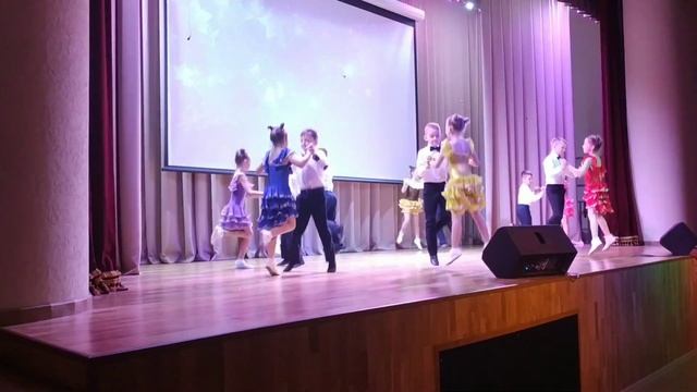 Семен 8 л. на отчётном концерте "Гимназия ✓1." г.Ангарск. 28.04.2023. #танцуютдети #гимназия смотреть онлайн