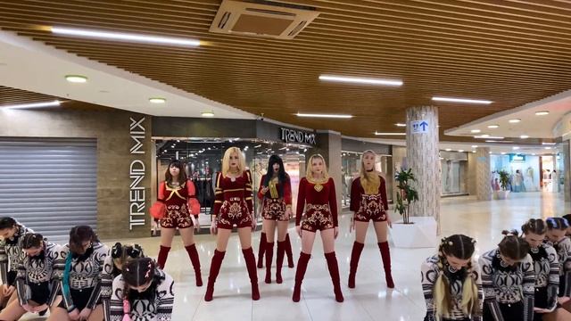 [KPOP IN PUBLIC RUSSIA] (G)I-DLE (여자)아이들 - LION Dance Cover By NEON [ONE TAKE]