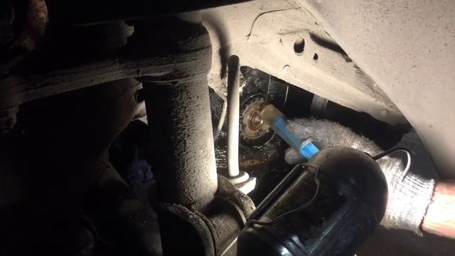 Мотор Ваз 2114 течёт масло. Что делать? смотреть онлайн