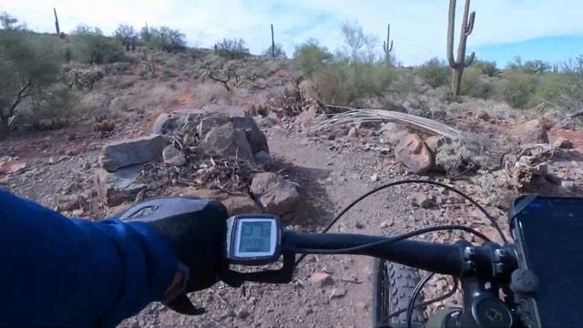 Mountain Biking Gold Canyon Arizona | Fabulous Stuff смотреть онлайн