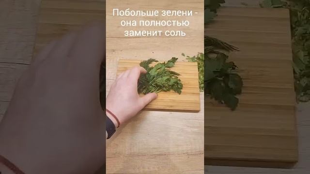 Жаркое из свинины, картофеля и хвостов в горшочке смотреть онлайн
