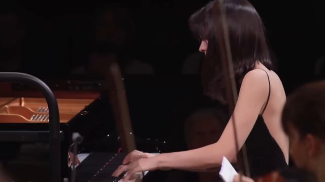 BEETHOVEN Pianoconcert 3 Alice Sara Ott