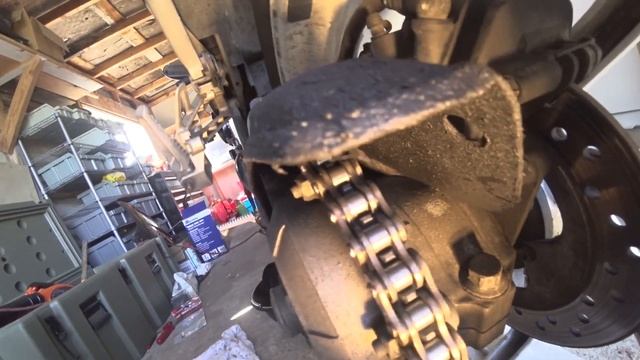 Honda VFR 750 RC36 Chain Adjustment Procedure смотреть онлайн