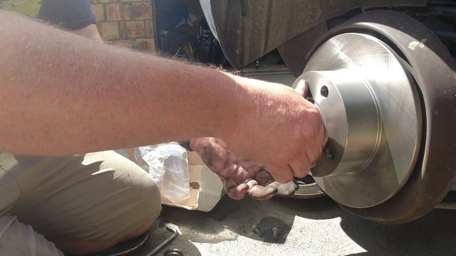 Audi 80 Rear Brakes - Patrick's First Brake Job смотреть онлайн