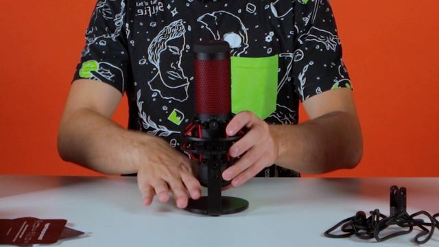 HyperX Quadcast - лучший микрофон для стрима и подкастов