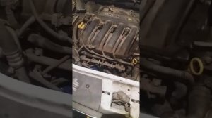 Рено логан снимаем и чистим форсунки  1 часть