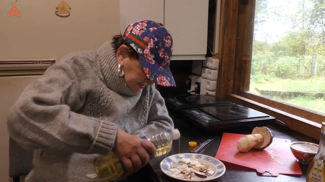 Какой вкус у сырого Белого гриба! смотреть онлайн
