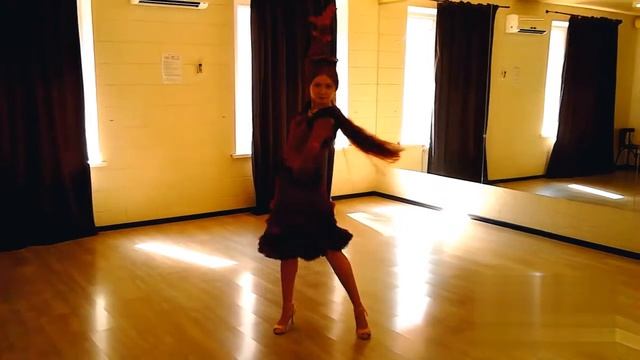 ЛАТИНА С ЭЛЕМЕНТАМИ ФЛАМЕНКО : A Palé,Con Altura,Malamente смотреть онлайн