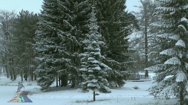Порою зимней парк красив смотреть онлайн
