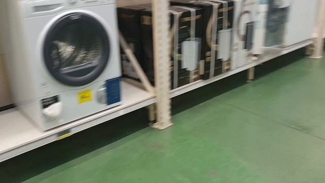 Оптовый Магазин . В нем есть все.The Mart.купили елку.Салоники .2020.китайский магазин с игрушками смотреть онлайн