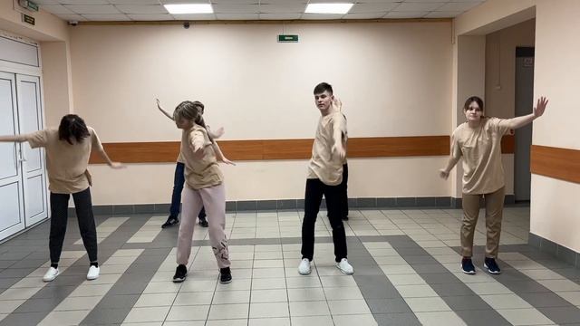 Танец «Иногда» смотреть онлайн