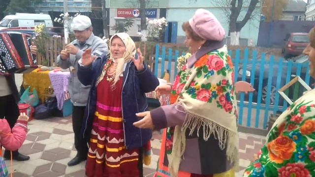 Суджа. Плёховский Тимоня. Сельхозярмарка в Судже. 2017 год. смотреть онлайн