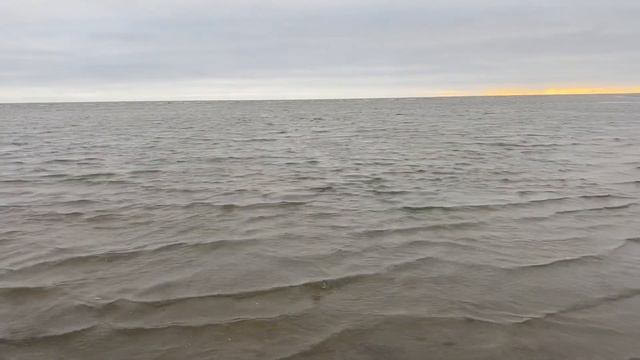 Такой себе отдых на берегу моря. Ямал. смотреть онлайн