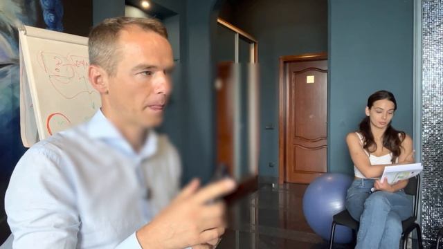 Администраторы должны уметь продавать. Ошибки продаж. Как не надо продавать. Владимир Якуба. смотреть онлайн